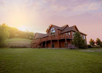 The Impact of Technological Advancements on Real Estate Marketing